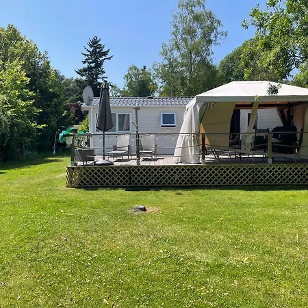 Schoenes Mobilheim Mit Grossem Garten *